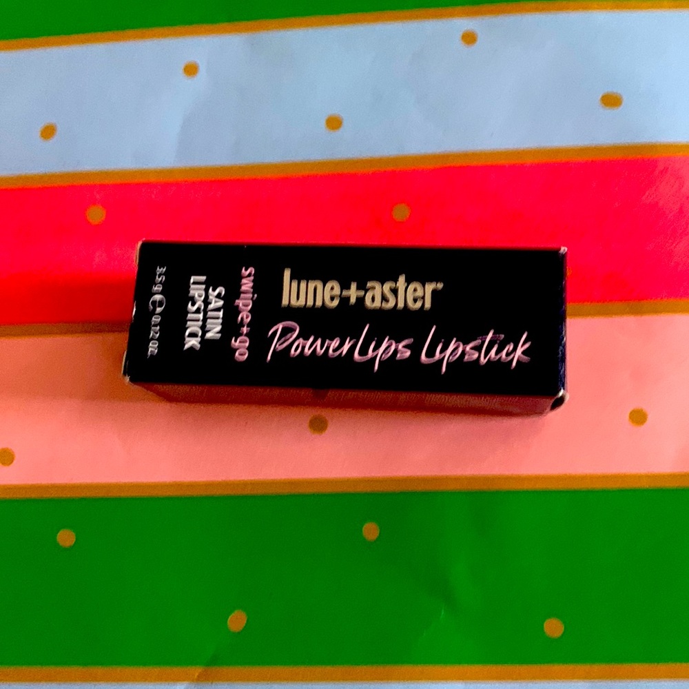 Beautiful lip stick